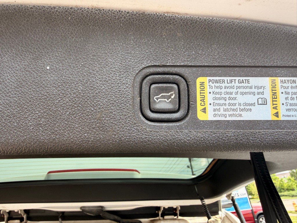 2007 Chevrolet Suburban Image 17