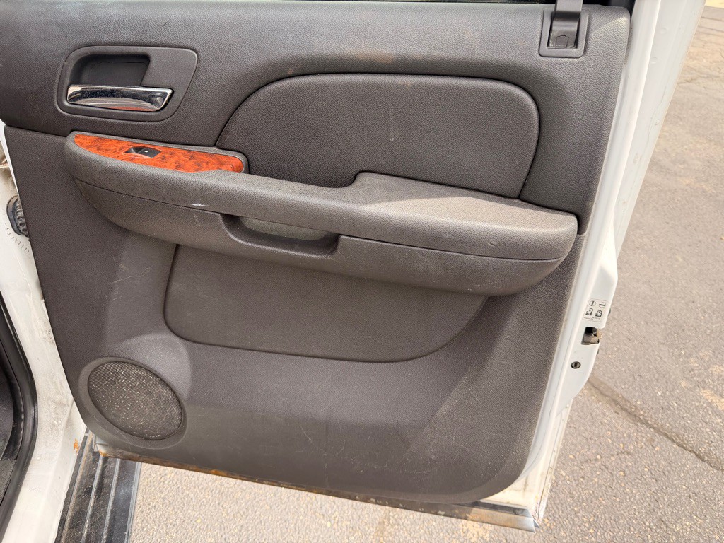 2007 Chevrolet Suburban Image 20