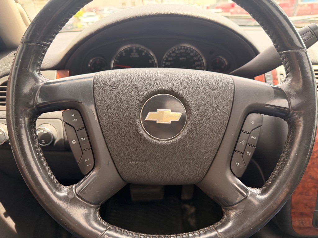 2007 Chevrolet Suburban Image 27