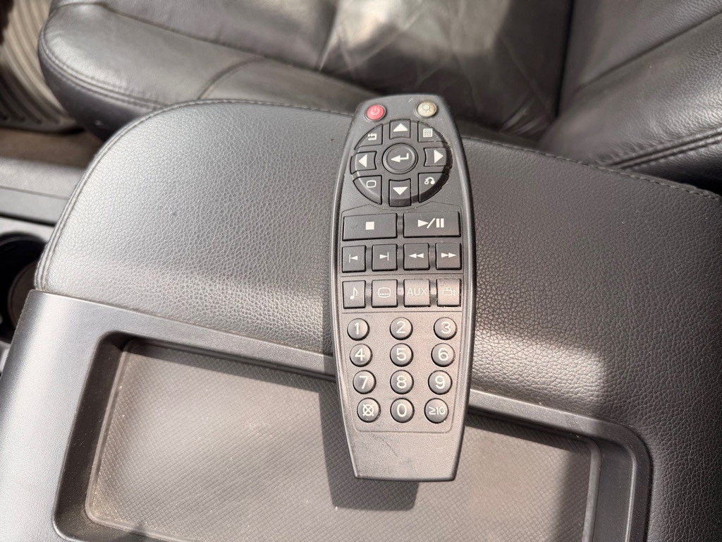 2007 Chevrolet Suburban Image 33