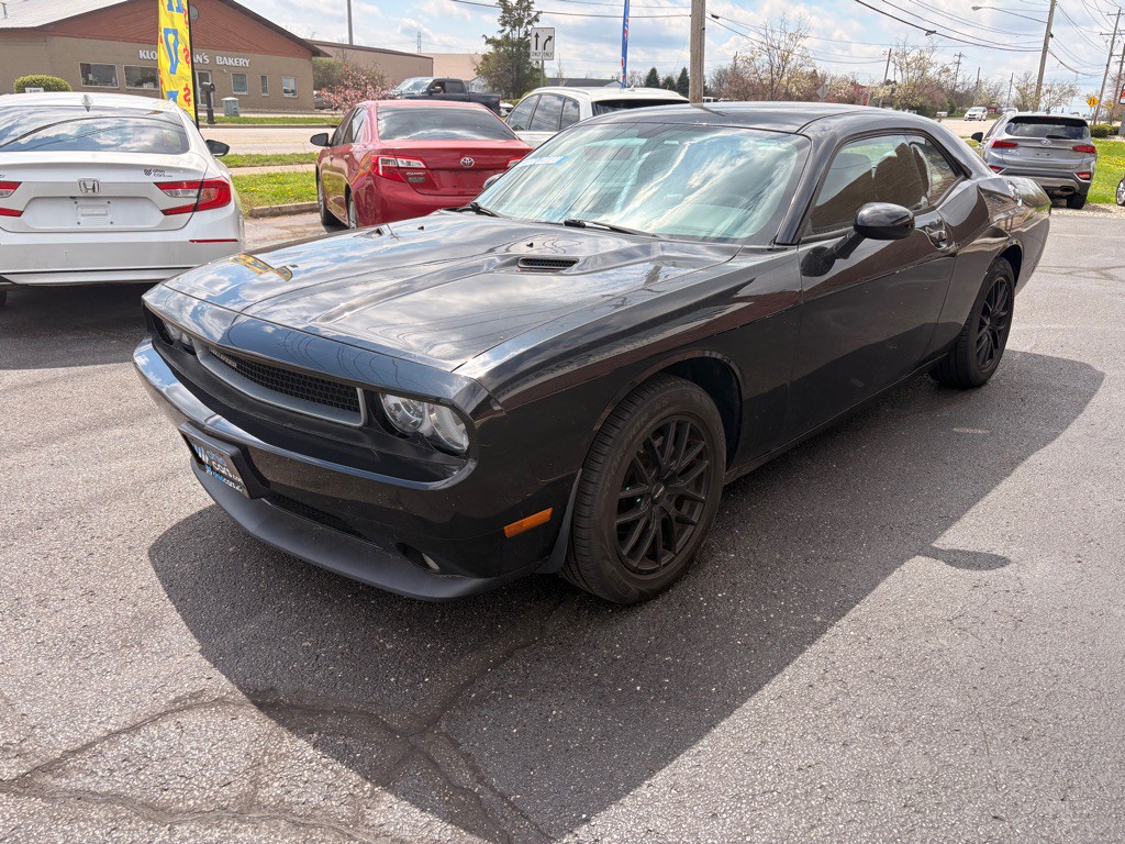 2011 Dodge Challenger Image 3