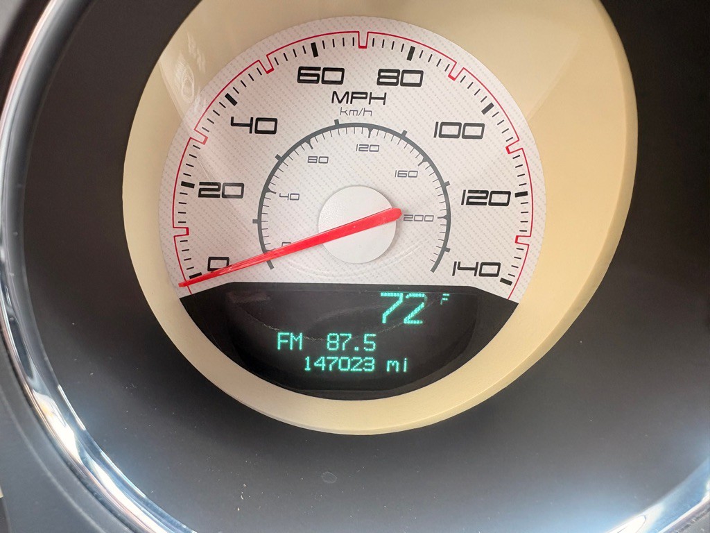 2011 Dodge Challenger Image 15