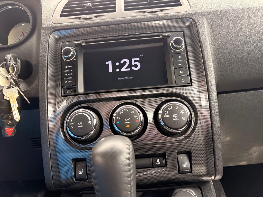 2011 Dodge Challenger Image 17