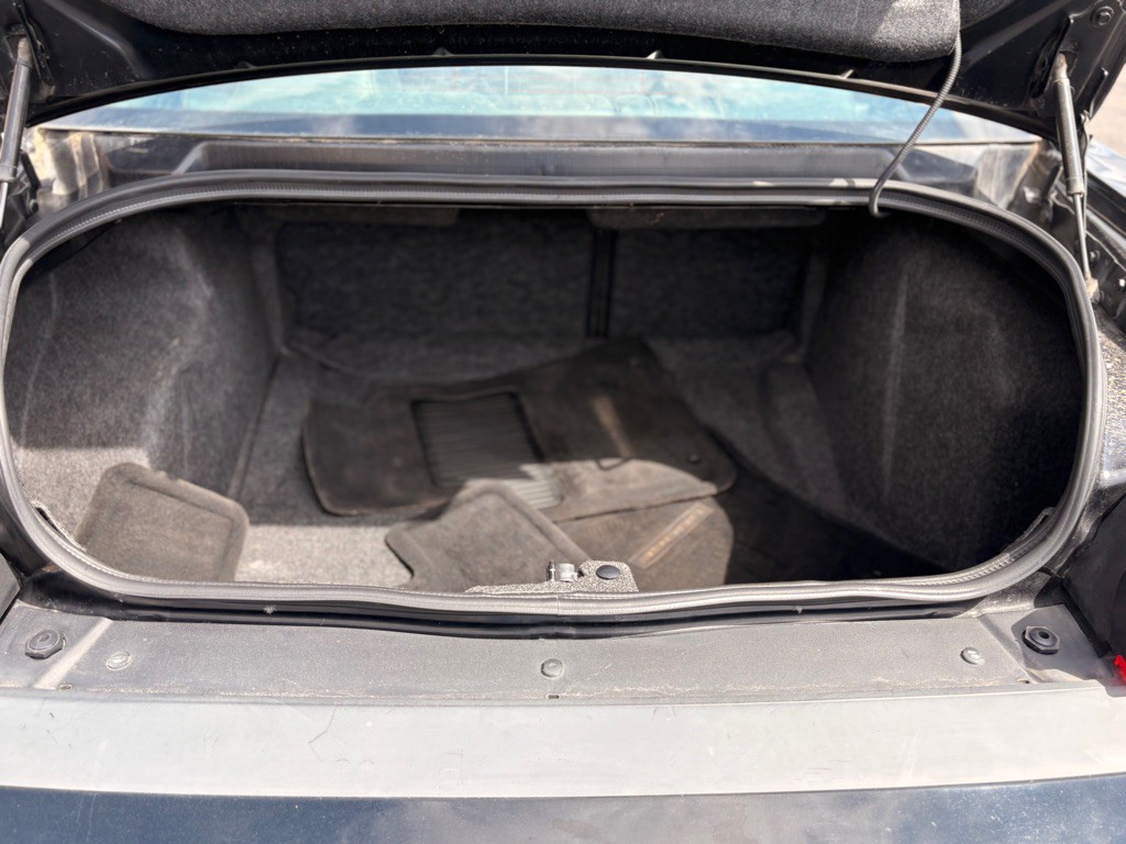 2011 Dodge Challenger Image 20