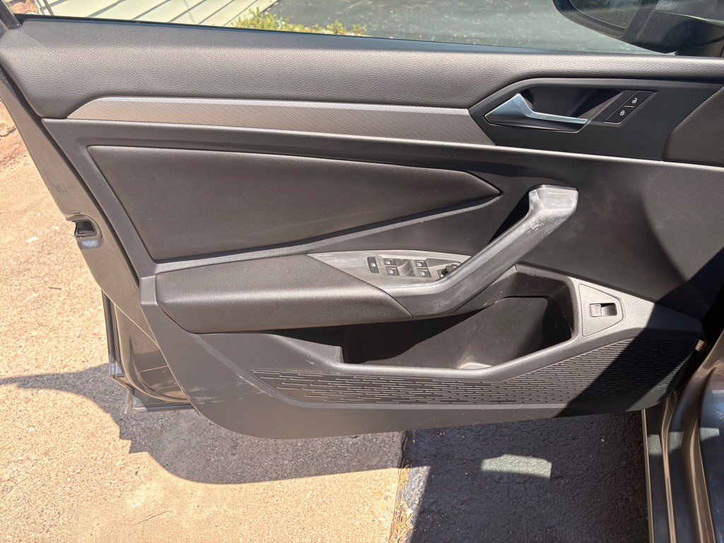 2019 Volkswagen Jetta Image 9