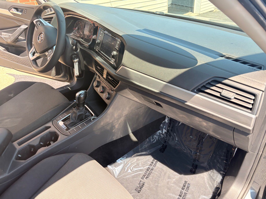 2019 Volkswagen Jetta Image 16