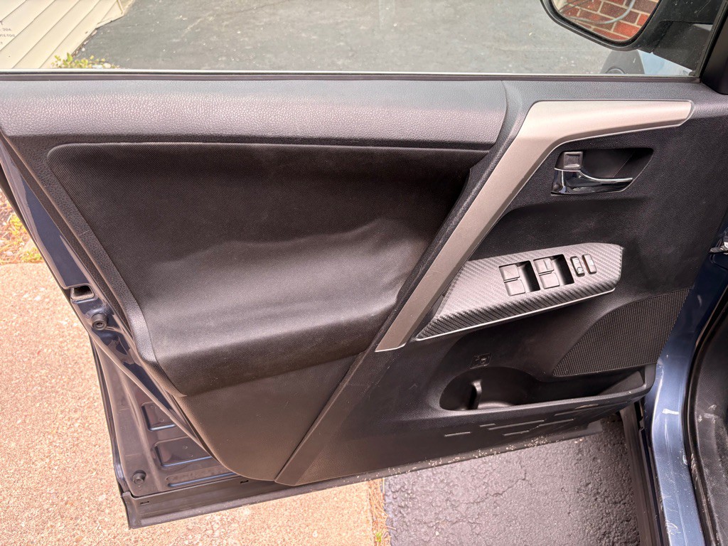 2014 Toyota Rav4 Image 10