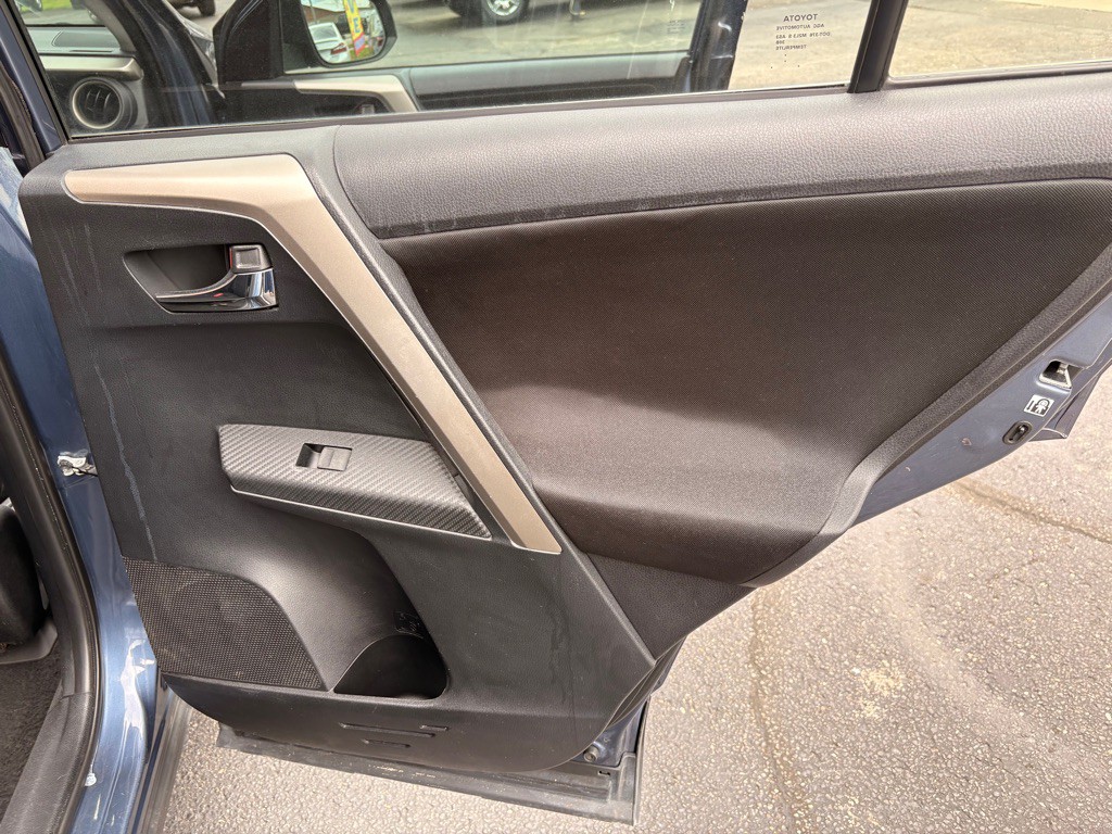 2014 Toyota Rav4 Image 17