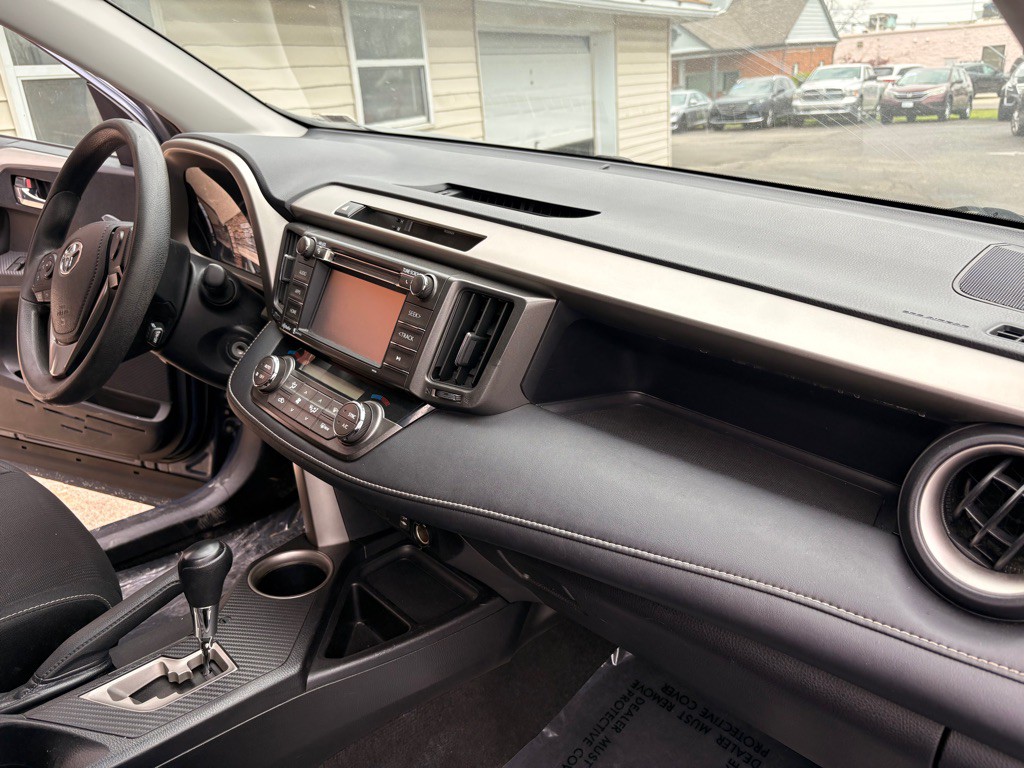 2014 Toyota Rav4 Image 18