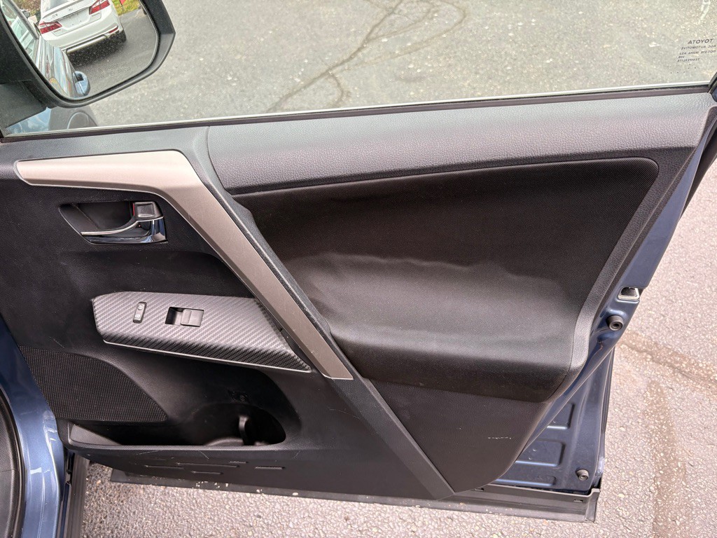 2014 Toyota Rav4 Image 21