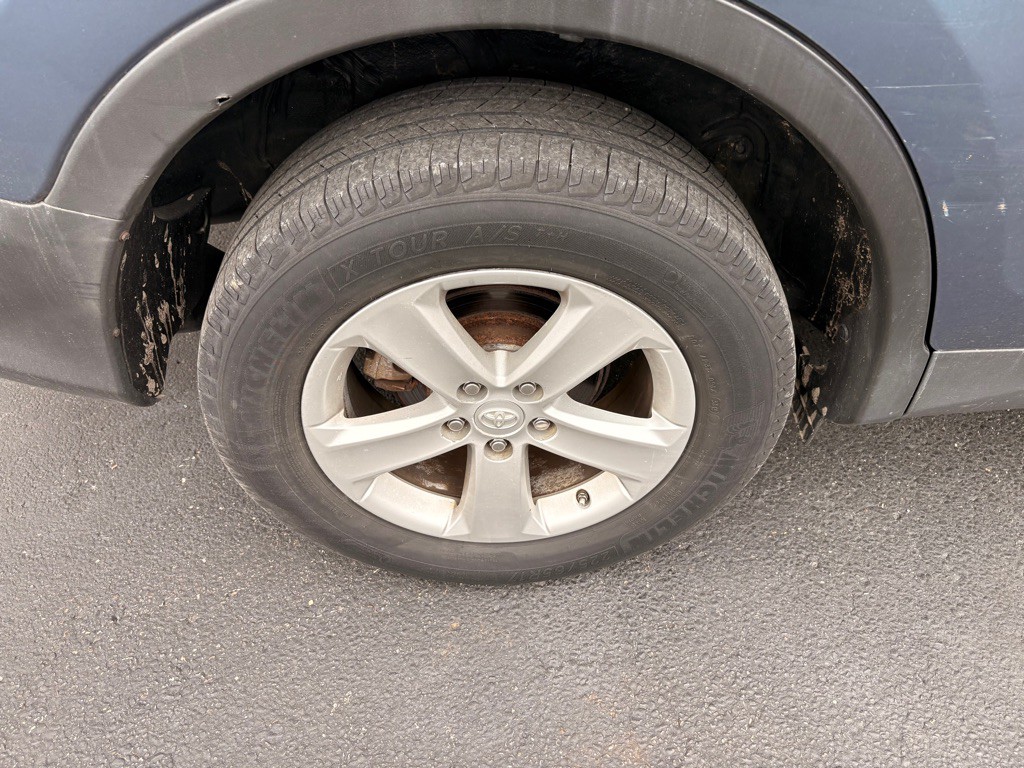 2014 Toyota Rav4 Image 32