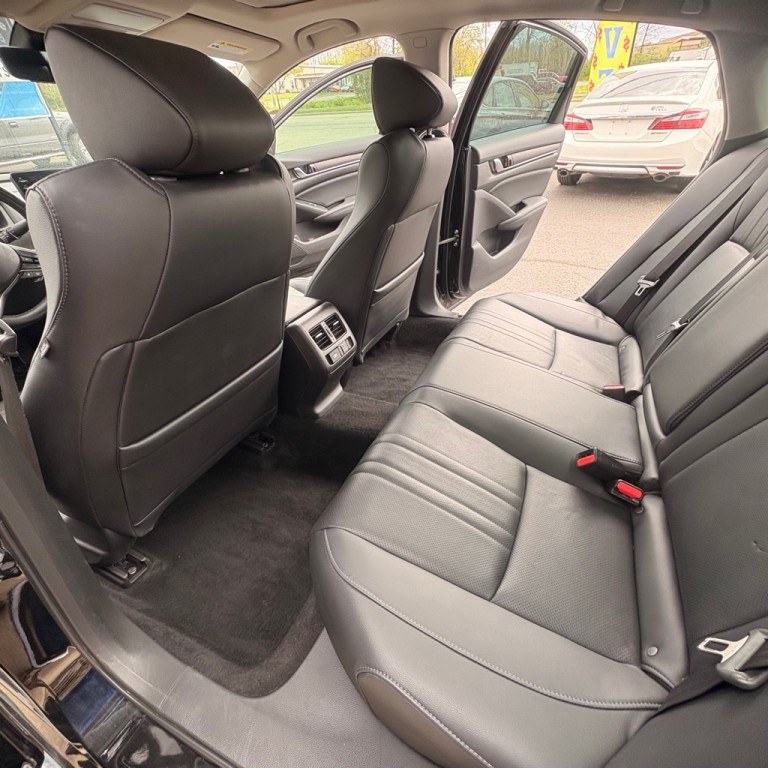 2022 Honda Accord Image 16