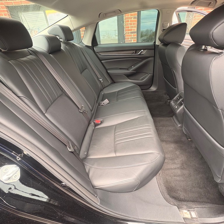 2022 Honda Accord Image 21