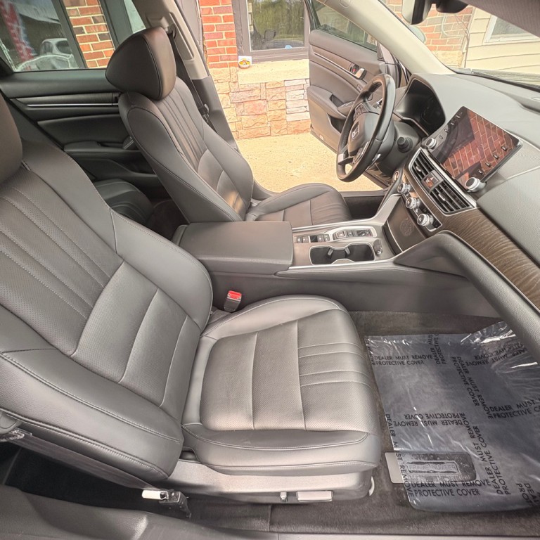 2022 Honda Accord Image 25