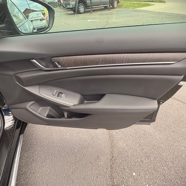 2022 Honda Accord Image 26