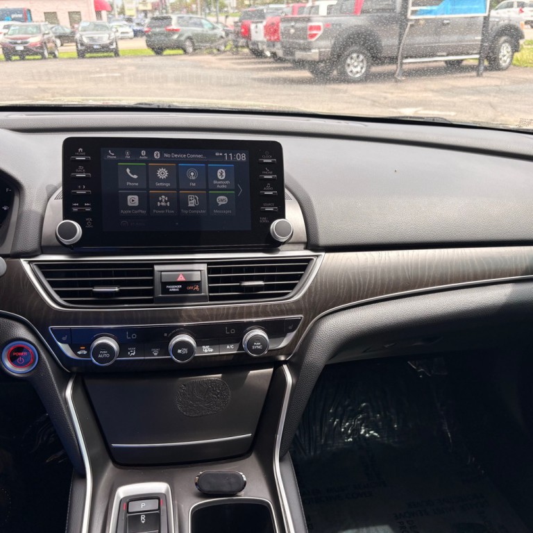 2022 Honda Accord Image 30