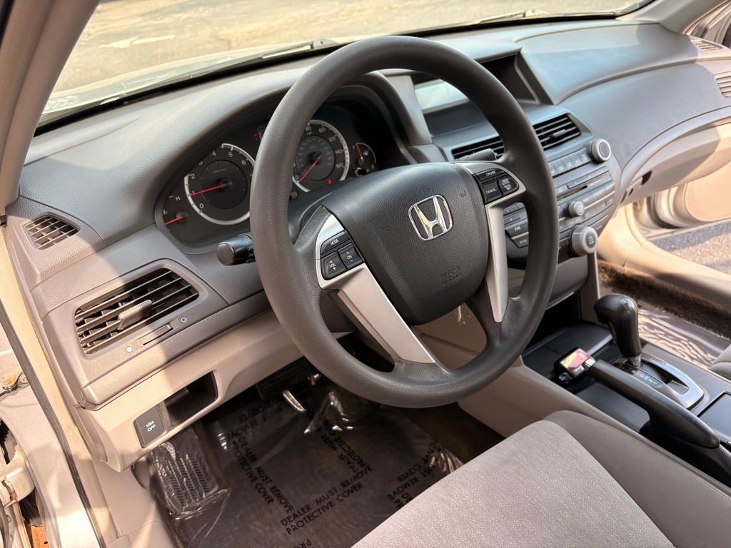2009 Honda Accord Image 7