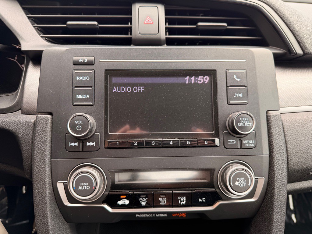 2016 Honda Civic Image 25
