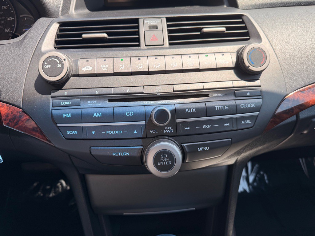 2012 Honda Crosstour Image 27