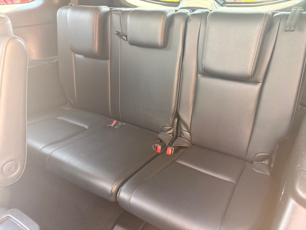 2017 Toyota Highlander Image 12