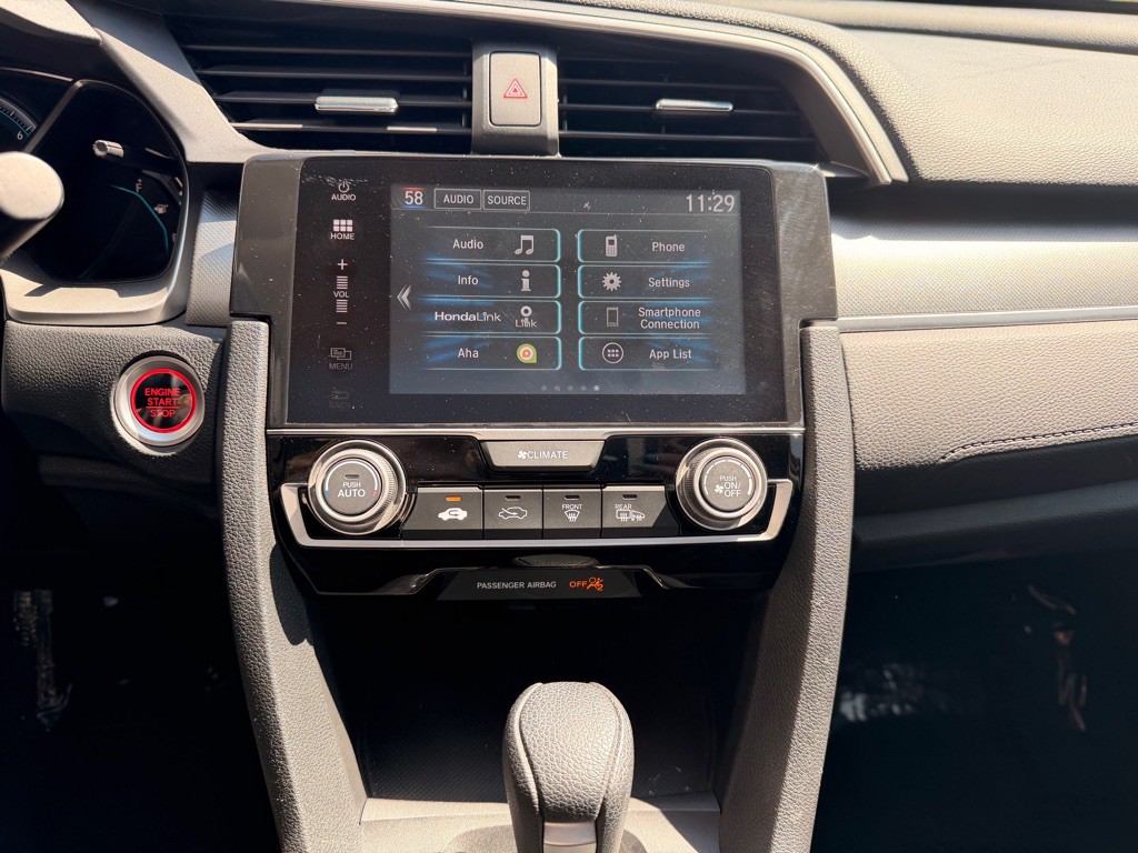 2016 Honda Civic Image 28