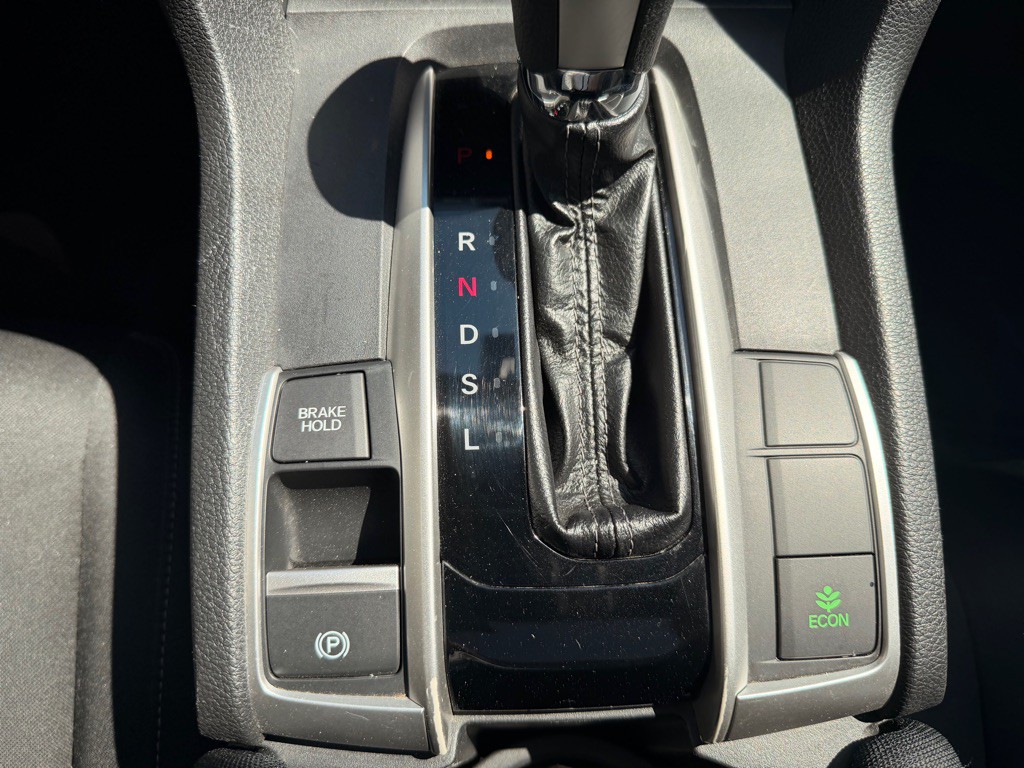 2016 Honda Civic Image 29