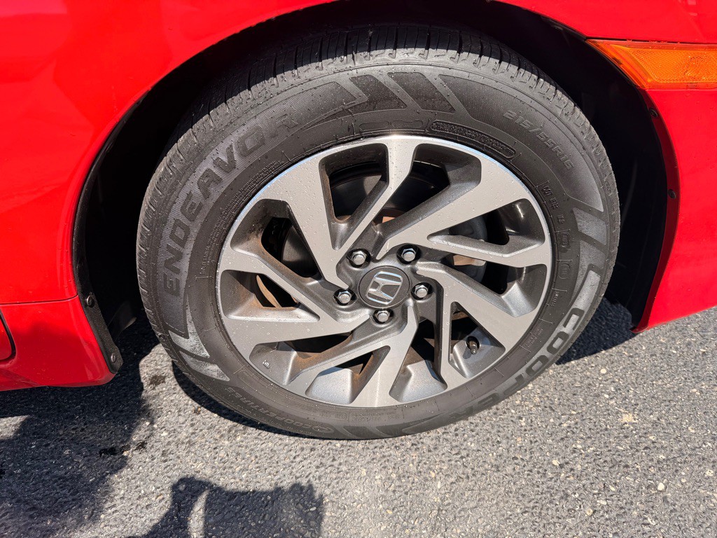 2016 Honda Civic Image 36