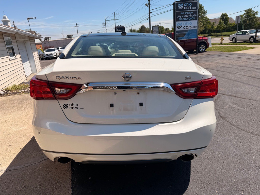 2017 Nissan Maxima Image 6