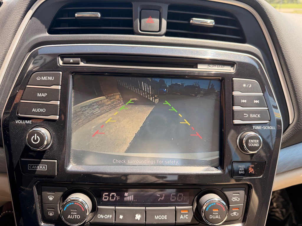 2017 Nissan Maxima Image 28