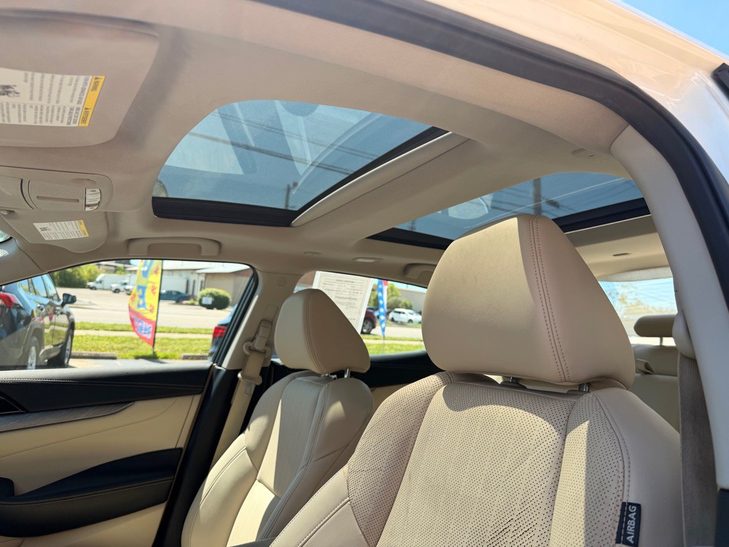 2017 Nissan Maxima Image 31