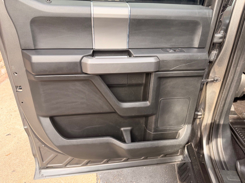 2016 Ford F-150 Image 18