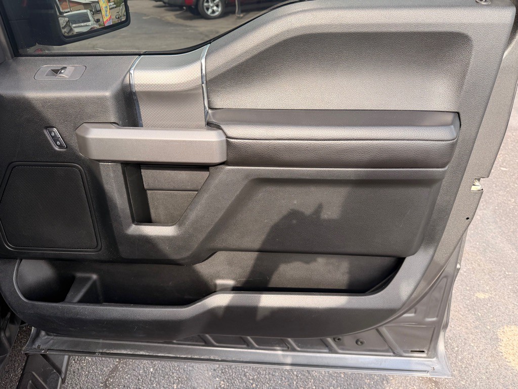 2016 Ford F-150 Image 25