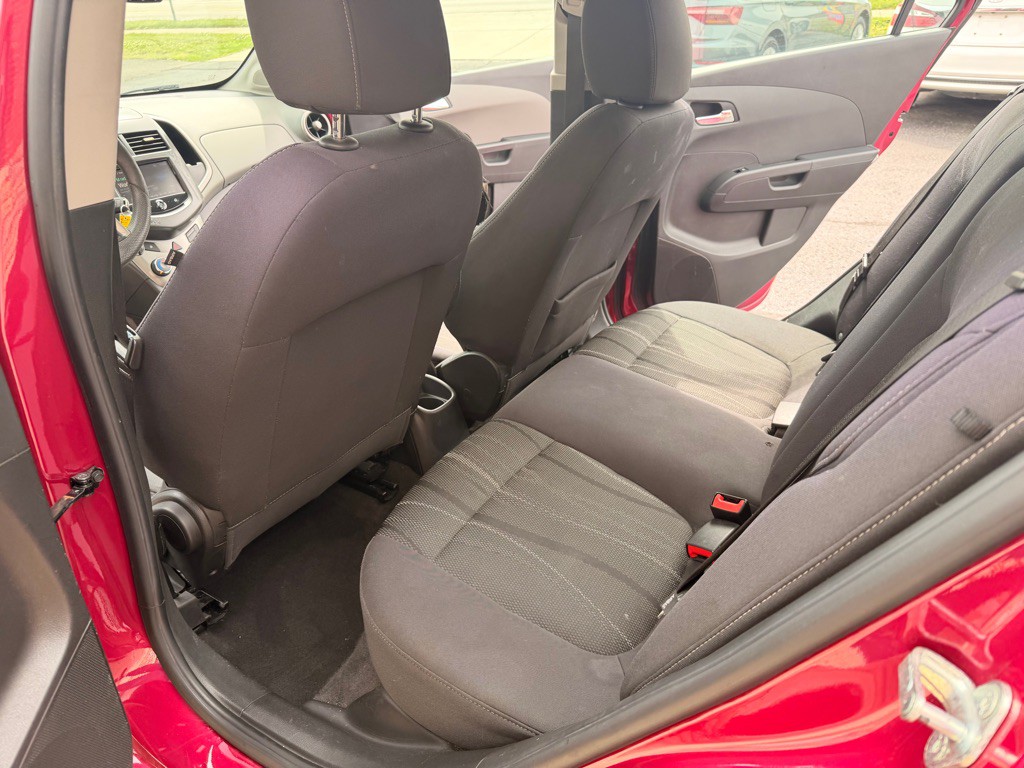 2014 Chevrolet Sonic Image 12