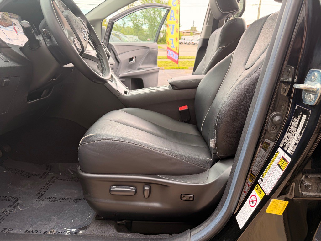 2014 Toyota Venza Image 9