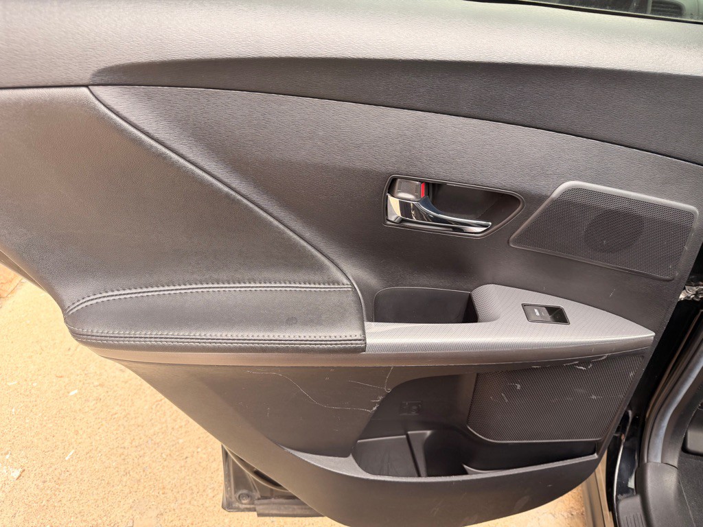 2014 Toyota Venza Image 15