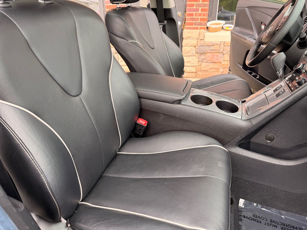 2014 Toyota Venza Image 21