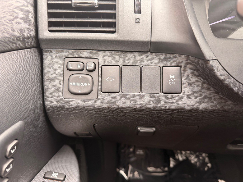 2014 Toyota Venza Image 26