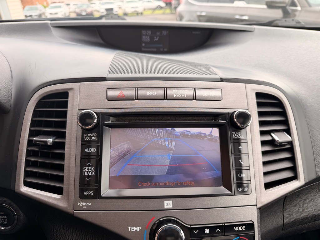 2014 Toyota Venza Image 27