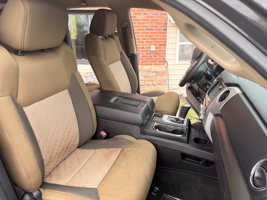 2015 Toyota Tundra Image 22