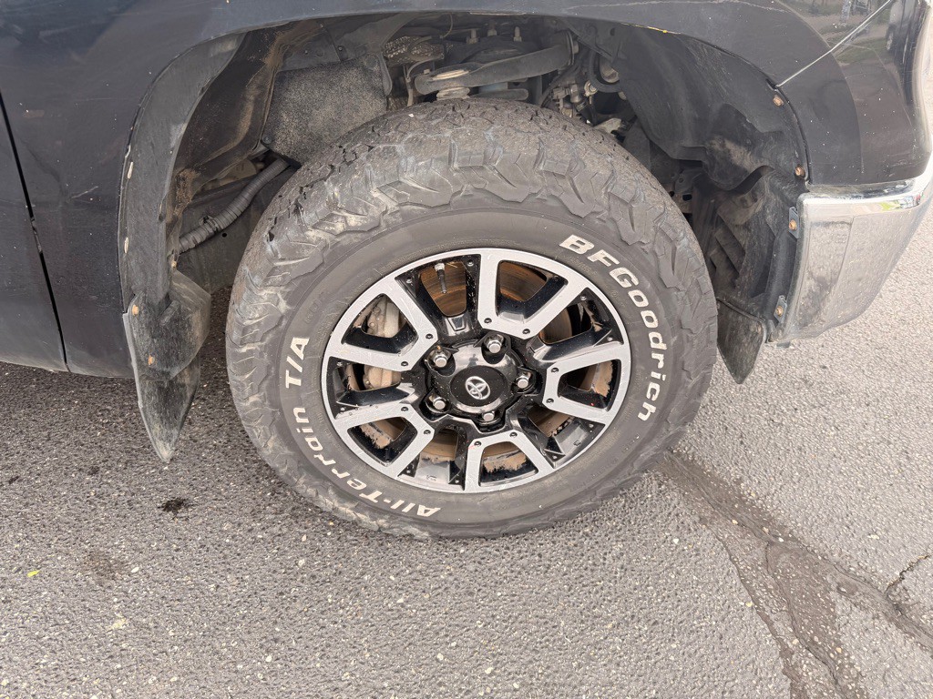 2015 Toyota Tundra Image 37