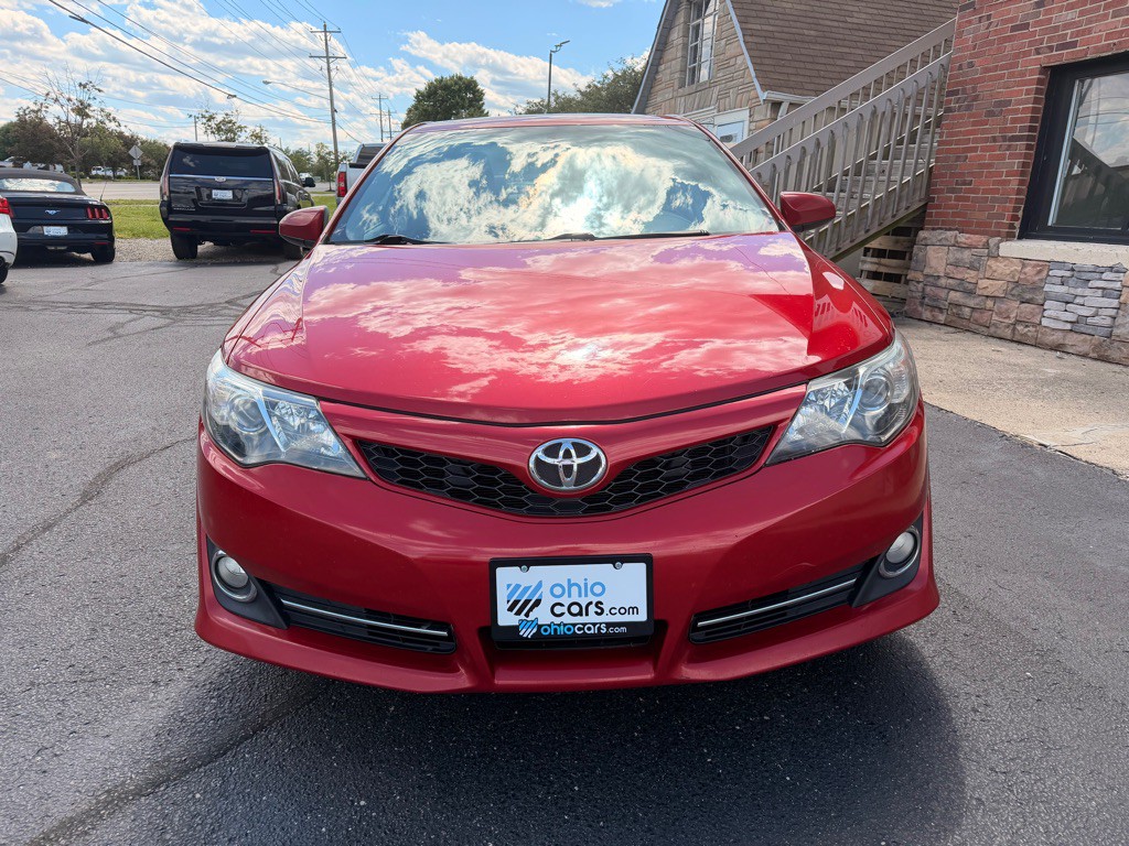 2013 Toyota Camry Image 3