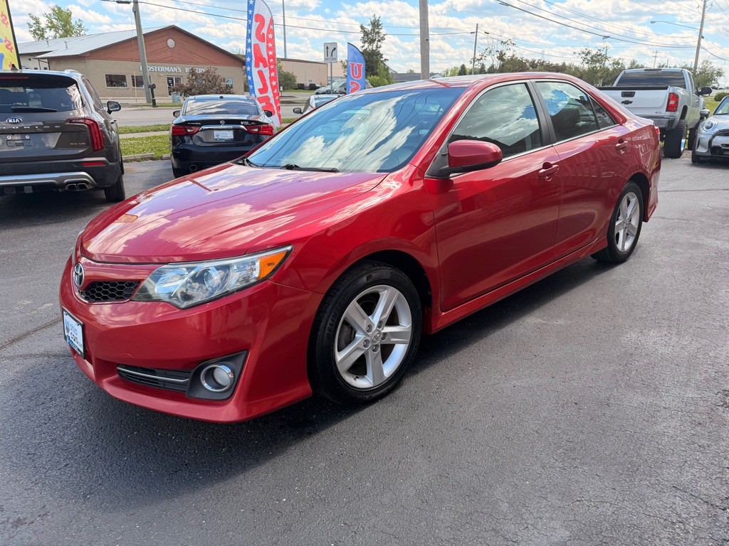 2013 Toyota Camry Image 4
