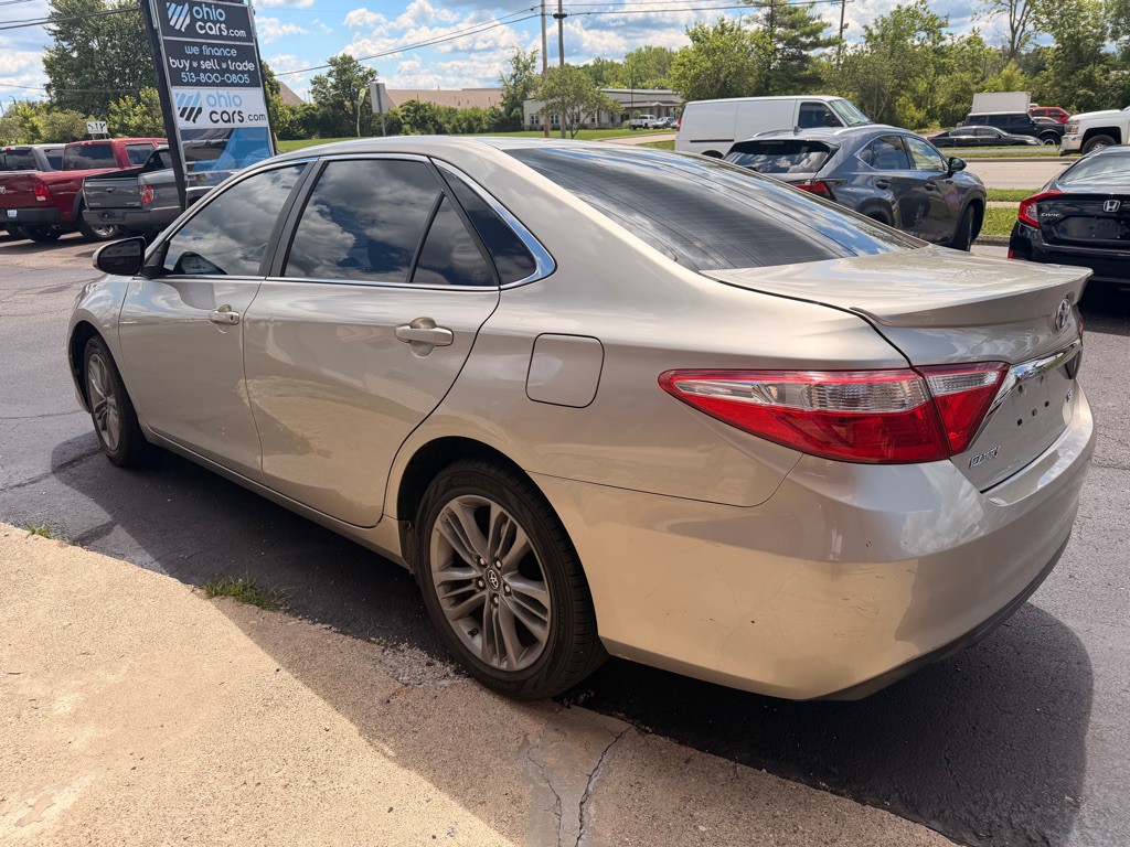 2017 Toyota Camry Image 5