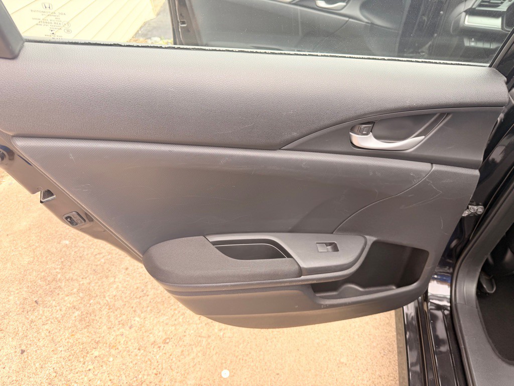 2018 Honda Civic Image 14