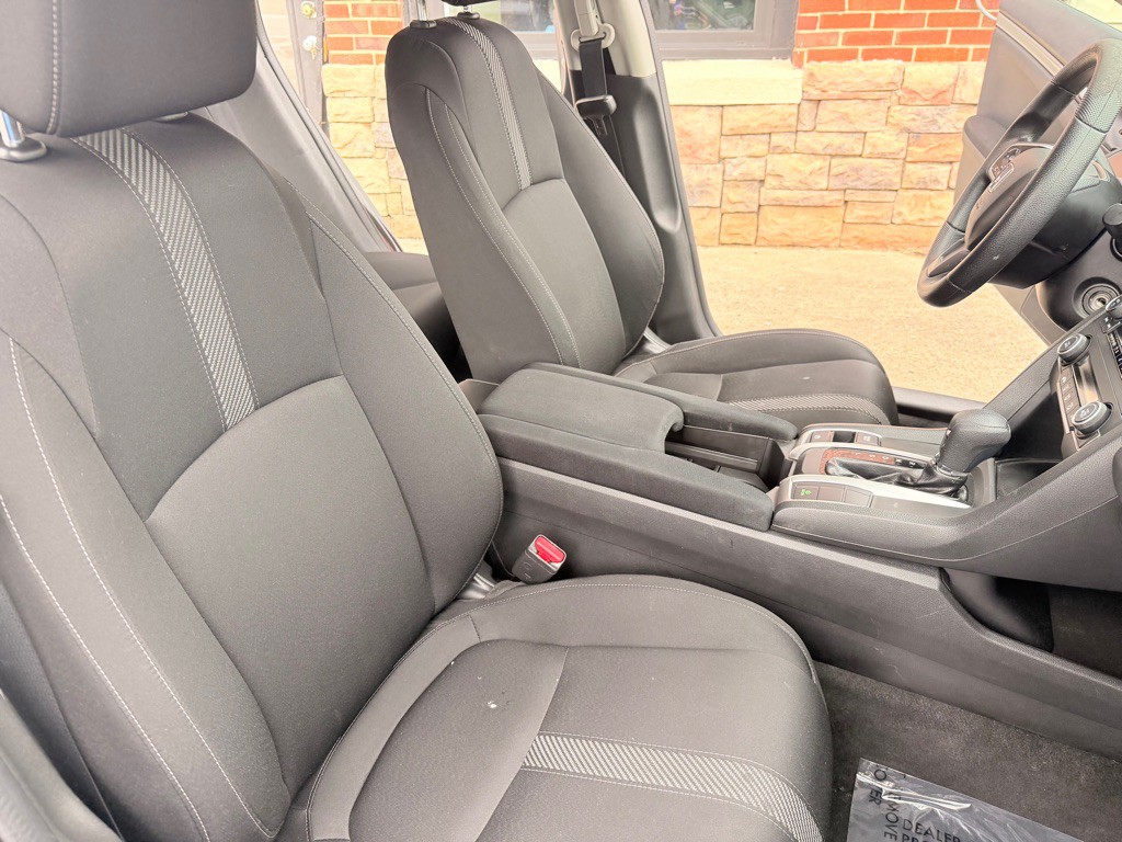 2018 Honda Civic Image 21