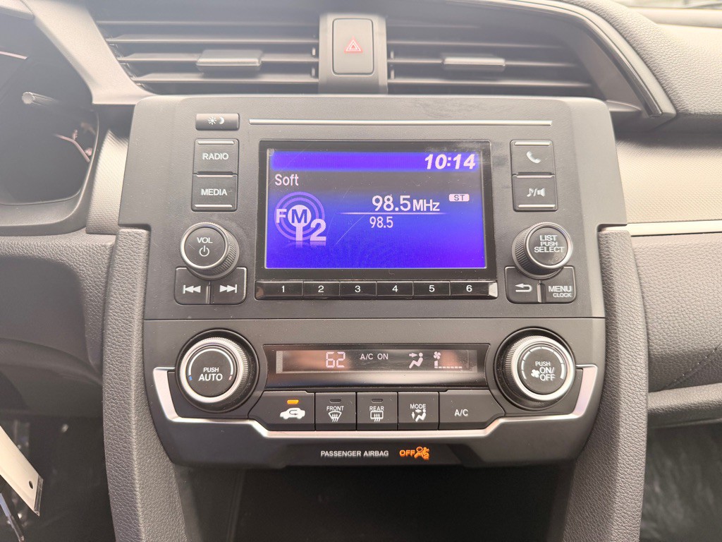 2018 Honda Civic Image 26