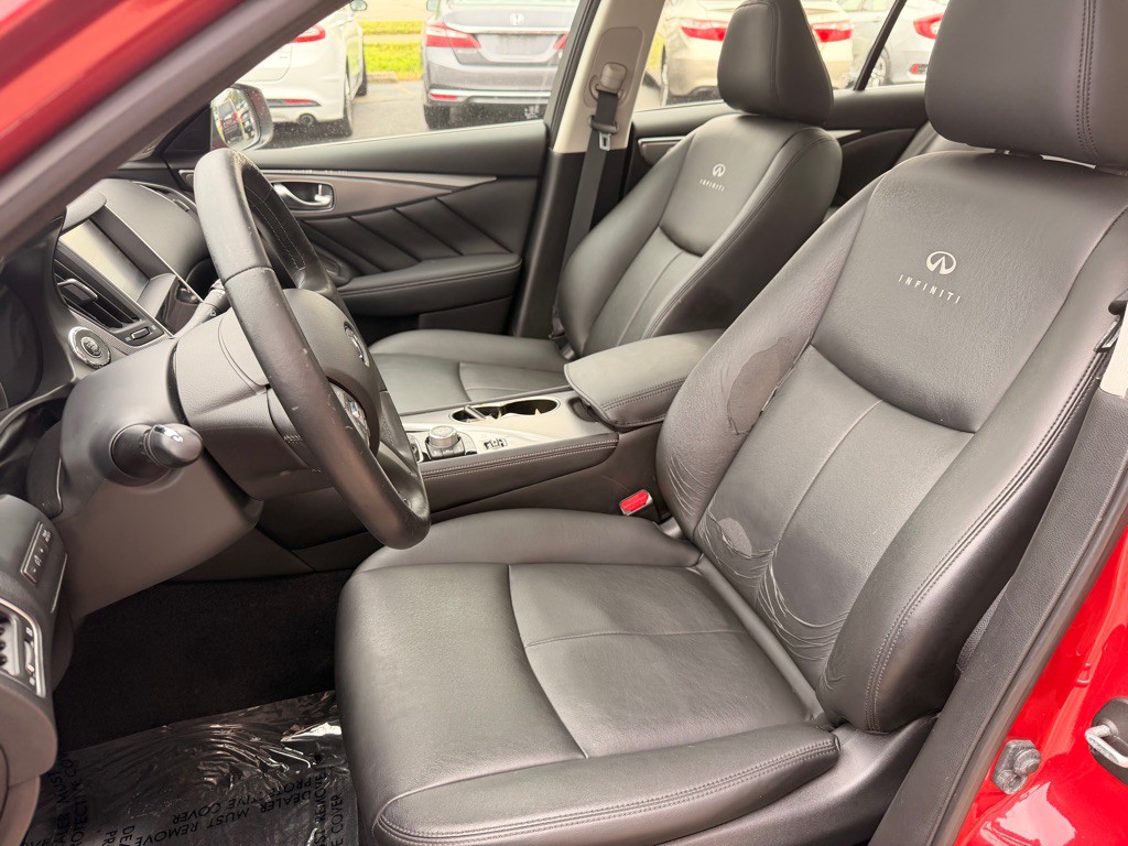 2014 INFINITI Q50 Image 10