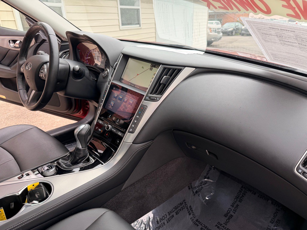 2014 INFINITI Q50 Image 16