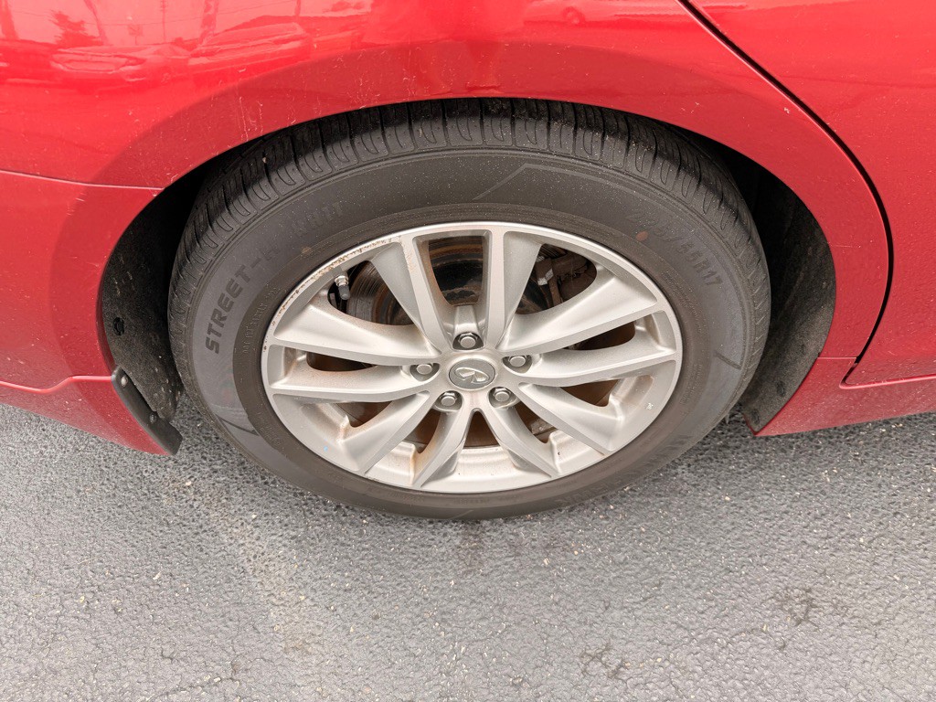 2014 INFINITI Q50 Image 33
