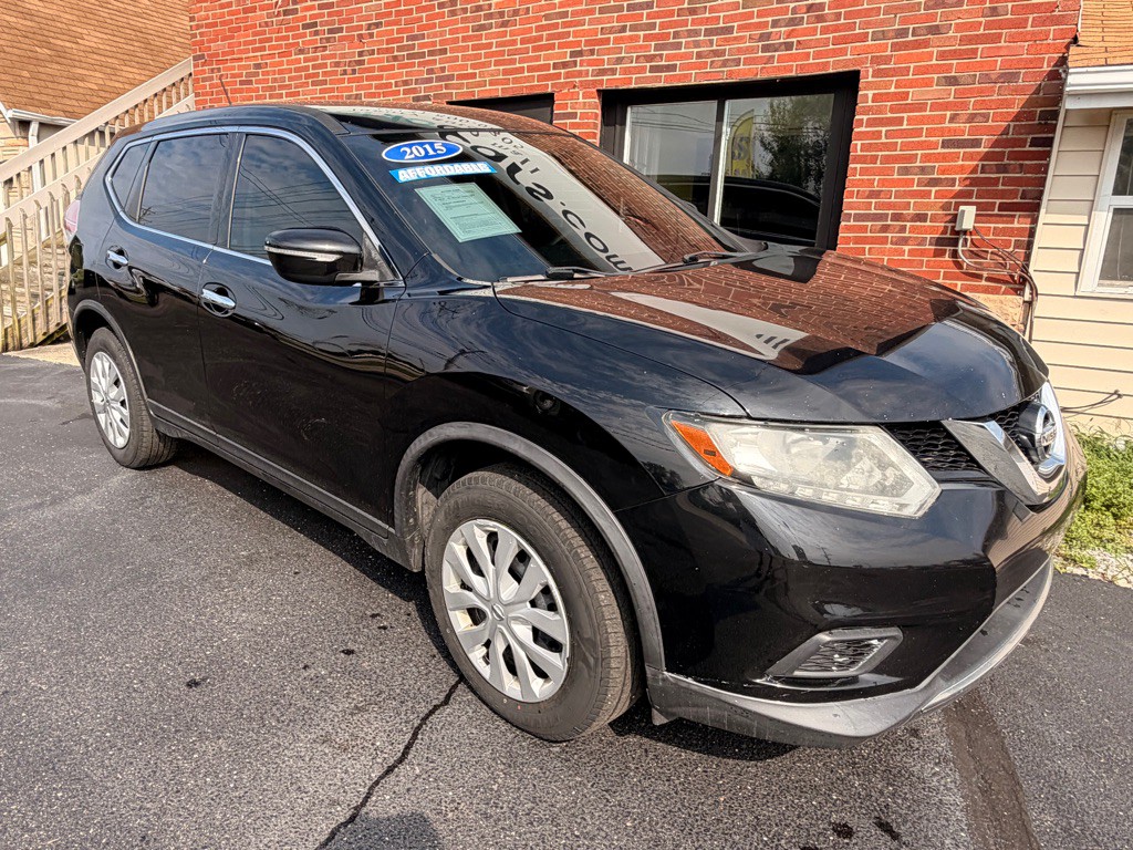 2015 Nissan Rogue Image 2